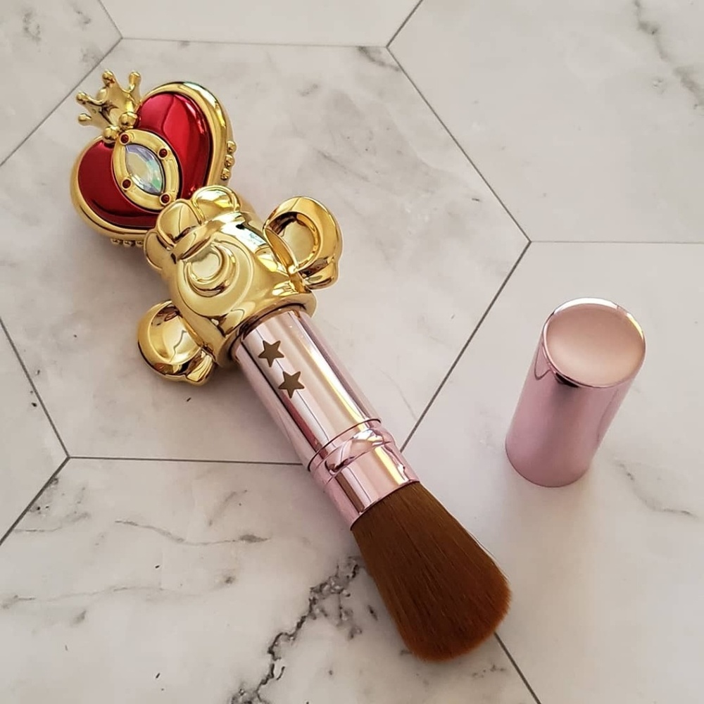 Creer Beaute Sailor Moon Cheek Brush